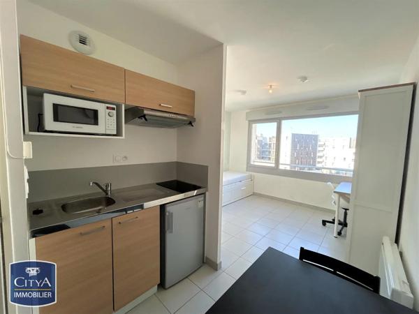 Appartement à louer 1 pièce 21.82m² Tours (37200)