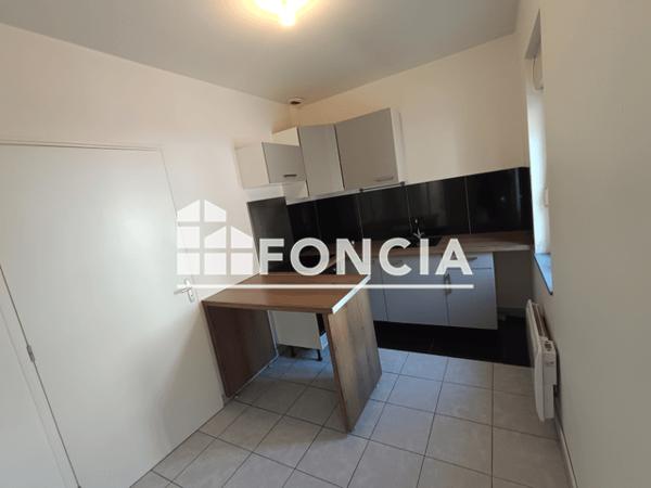 Location Appartement 2 pièces 42 m² - 14 RUE VILLEBOIS MAREUIL Saint-quentin 02100