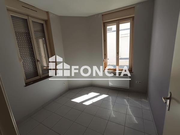 Location Appartement 2 pièces 42 m² - 14 RUE VILLEBOIS MAREUIL Saint-quentin 02100