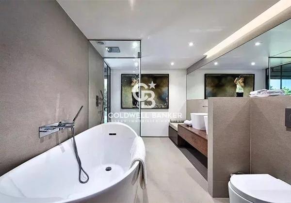 Maison 10 pièces à vendre St Tropez - 83990 / Réf: 86691250GM