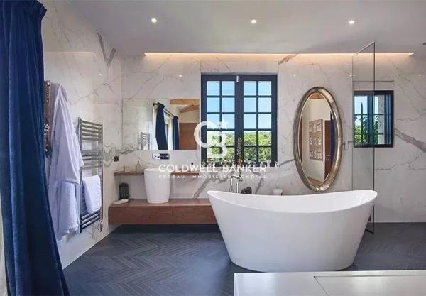 Maison 10 pièces à vendre St Tropez - 83990 / Réf: 86691250GM