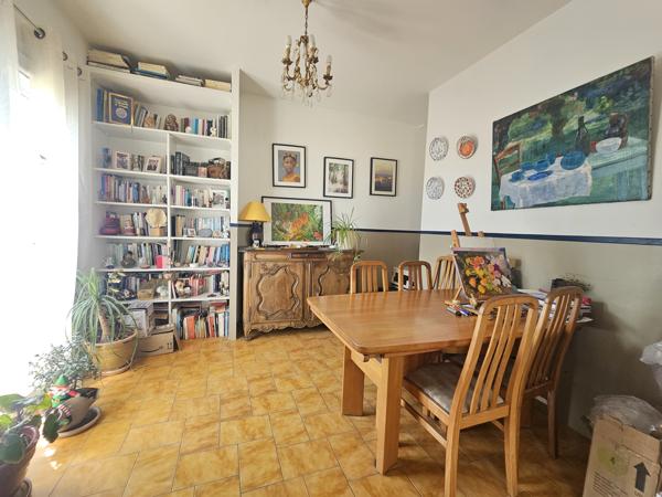 Appartement dernier étage - 34400 - Lunel-Viel