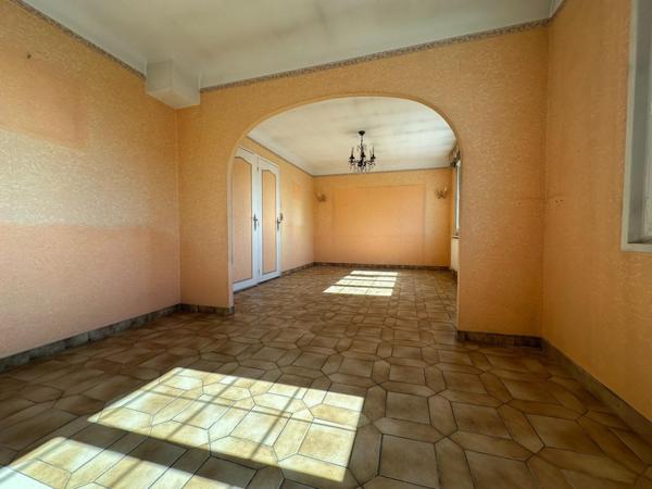 Maison de ville, 91 m², 4 pièces, garage, jardin