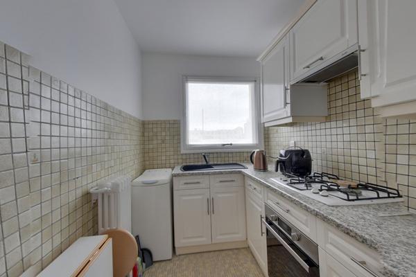 Appartement Romainville 1 pièce(s) 31 m2 proche du marché