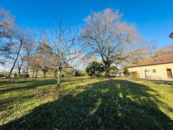 Maison ancienne Rivière-Saas-et-Gourby 205 m²