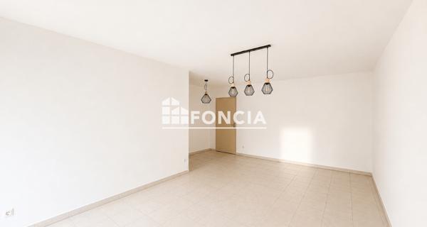 Location Appartement 2 pièces 47.9 m² - Montfavet 84140