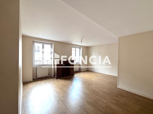 Location Appartement 5 pièces 100 m² - OMNIUM 48 Voiron 38500