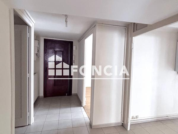 Location Appartement 5 pièces 100 m² - OMNIUM 48 Voiron 38500