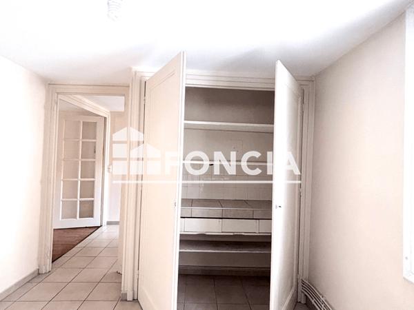 Location Appartement 5 pièces 100 m² - OMNIUM 48 Voiron 38500