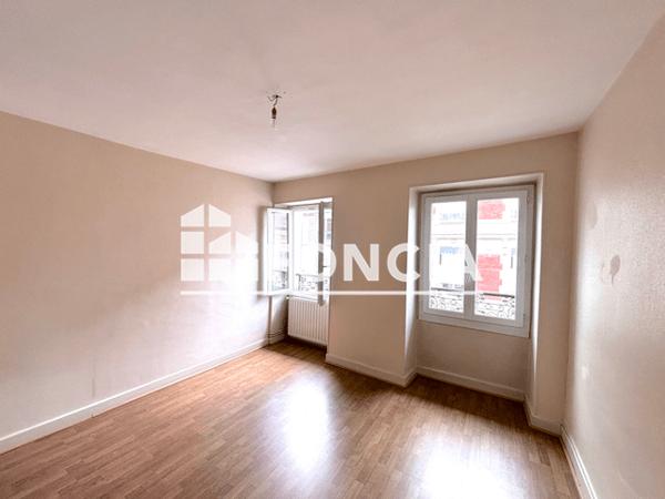 Location Appartement 5 pièces 100 m² - OMNIUM 48 Voiron 38500