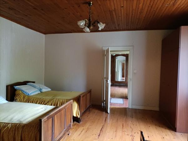 Maison à vendre |  Montpon-Ménestérol |  5 pièces | 189 m²