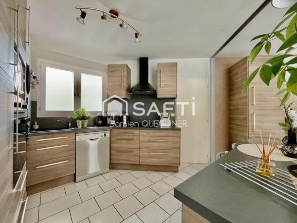 Maison 4 chambres, belle parcelle avec piscine et vue forêt