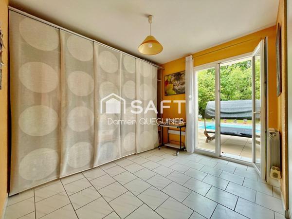 Maison 4 chambres, belle parcelle avec piscine et vue forêt