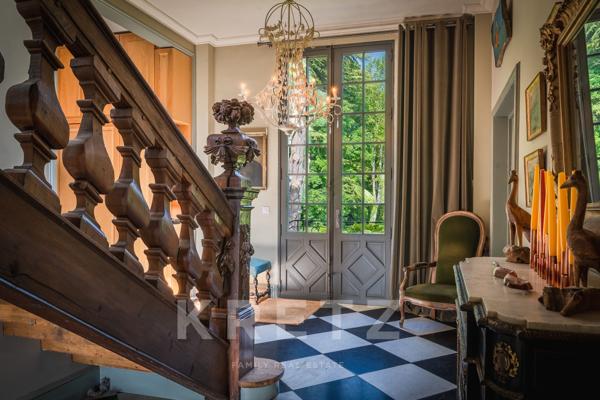 Manoir de style Louis XIII entièrement rénové