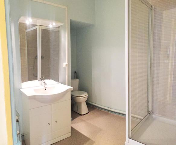 T3 PROCHE PLACE ROYALE,  
Nantes 44000