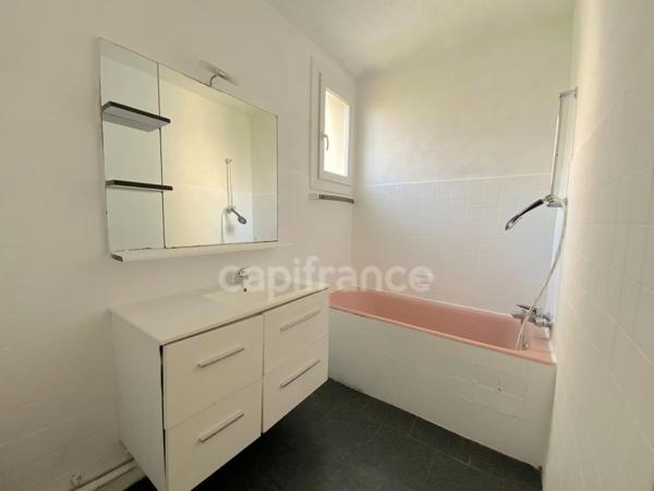 Dpt Alpes Maritimes (06), à vendre LE CANNET maison P5