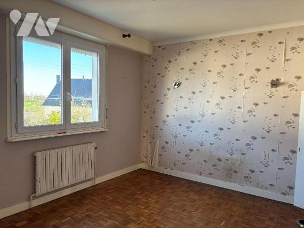 Maison a Vendre à BRIEC, en Finistère Sud (29),  dans le Bourg, Maison élevée sur Sous-sol tota...