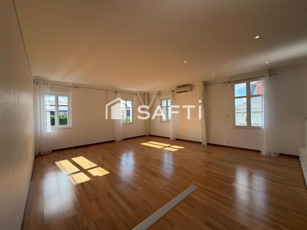 APPARTEMENT  DE PRESTIGE CENTRE VILLE DE CHÂTELLERAULT – BD BLOSSAC