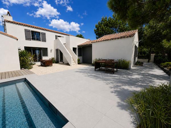 TALMONT-SAINT-HILAIRE | VILLA DE CARACTÈRE | VUE MER