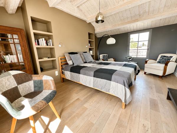 TALMONT-SAINT-HILAIRE | VILLA DE CARACTÈRE | VUE MER