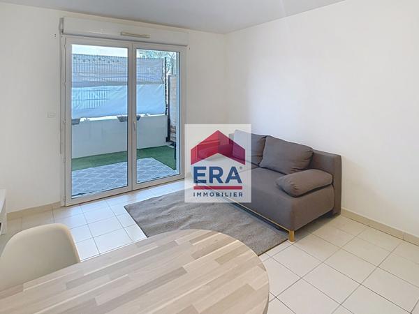A louer appartement meublé type 2 Marseille 13014 Hauts de Saint Marthe parking et terrasse