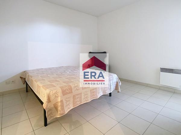 A louer appartement meublé type 2 Marseille 13014 Hauts de Saint Marthe parking et terrasse