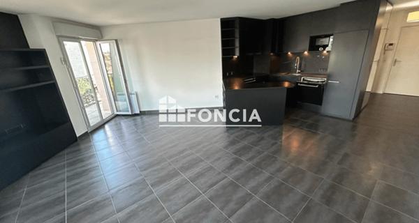 Location Appartement 4 pièces 81.83 m² - Antony 92160