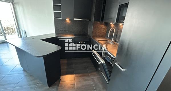 Location Appartement 4 pièces 81.83 m² - Antony 92160