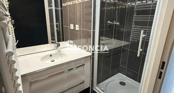 Location Appartement 4 pièces 81.83 m² - Antony 92160