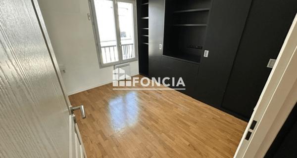 Location Appartement 4 pièces 81.83 m² - Antony 92160