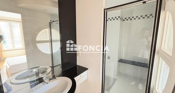 Location Appartement meublé 3 pièces 60.02 m² - Paris 75017