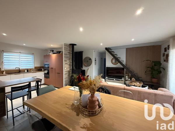 Maison à vendre 6 pièces 120 m² Saint-Antoine-du-Rocher