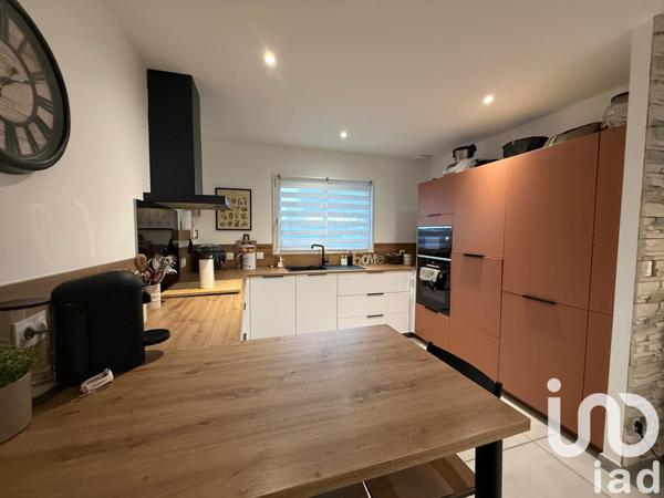 Maison à vendre 6 pièces 120 m² Saint-Antoine-du-Rocher