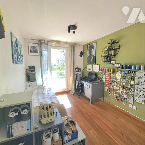 Appartement 4 pièces lumineux avec terrasse vue Vercors et Chartreuse - SAINT EGREVE