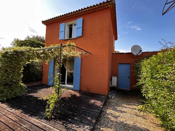 Charmante villa en duplex u coeur d'un golf 18 trous