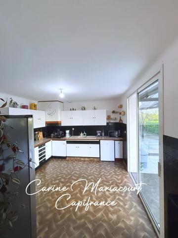 Maison 7 pièces de 153 m2, proche de toutes les commodités (79)