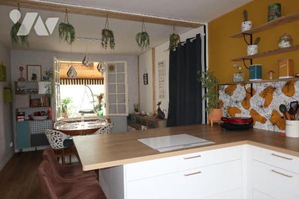 L'HOPITAL-CAMFROUT (29460)- A proximité des commerces, Maison sur un terrain d'une superficie d...