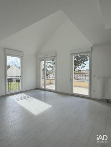 Appartement à vendre 4 pièces 99 m² Saint-Pierre-du-Perray