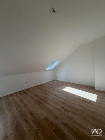 Appartement à vendre 4 pièces 99 m² Saint-Pierre-du-Perray