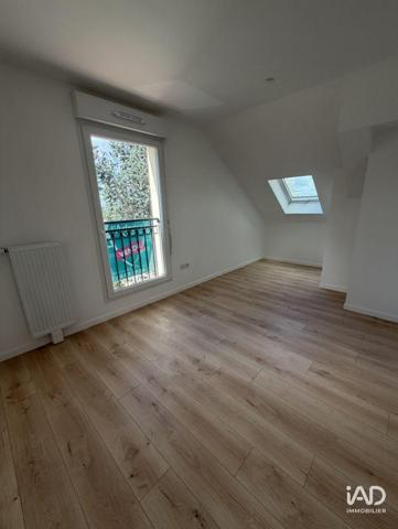 Appartement à vendre 4 pièces 99 m² Saint-Pierre-du-Perray