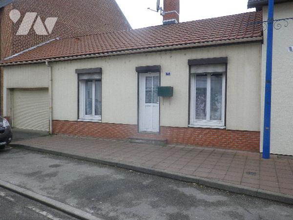 Maison d'habitation située dans un village proche de Péronne sur un terrain de 629 m²