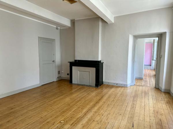 Superbe T3 à deux pas de la Place Carnot