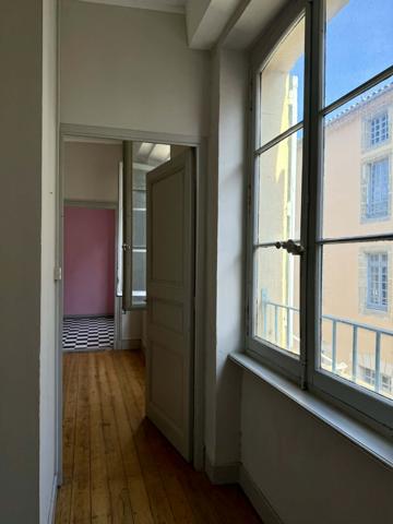 Superbe T3 à deux pas de la Place Carnot