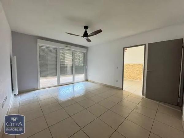 Appartement à louer 2 pièces 43.87m² Béziers (34500)