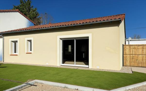 Maison à vendre    3 pièces •  Caussade