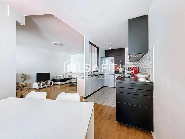 CALME - TERRASSE - PAS DE TRAVAUX À PRÉVOIR