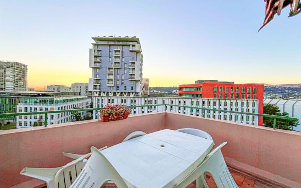 Appartement à vendre    3 pièces • 45 m2 Nice