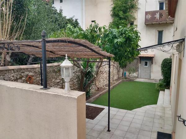 Vente Appartement 5 pièces 122 m2 à Aubagne