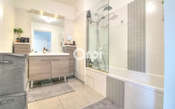 Appartement à vendre    3 pièces • 63,45 m2 Caluire-et-Cuire