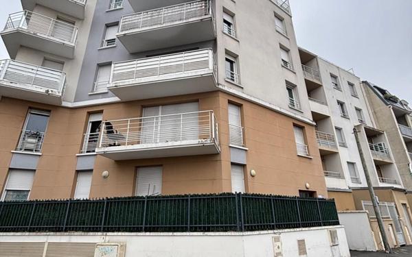 Appartement à vendre    4 pièces • 70 m2 Le Bourget